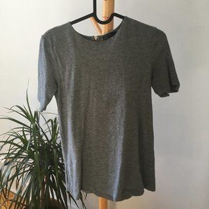 Blue Tshirt with zipper on the back